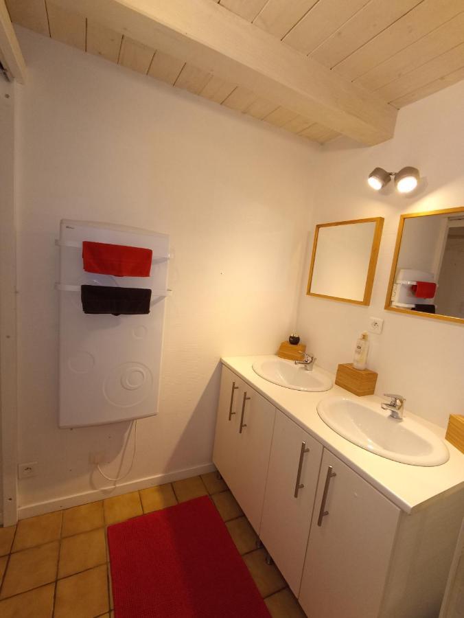 Gite De Charme Dans Ancienne Seigneurie Le Pin-Saint-Denis Kültér fotó